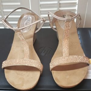 Wedge sandals 9.5 Rosegold